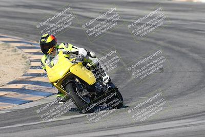 media/Dec-01-2025-Moto Forza (Mon) [[2daa91e15f]]/2-Intermediate Group/Session 2 (Turns 9 and 10)/